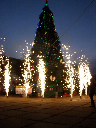 Один, два, три – ялинонько, гори!