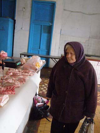 Всі за салом!