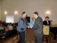 Вони працюють для людей